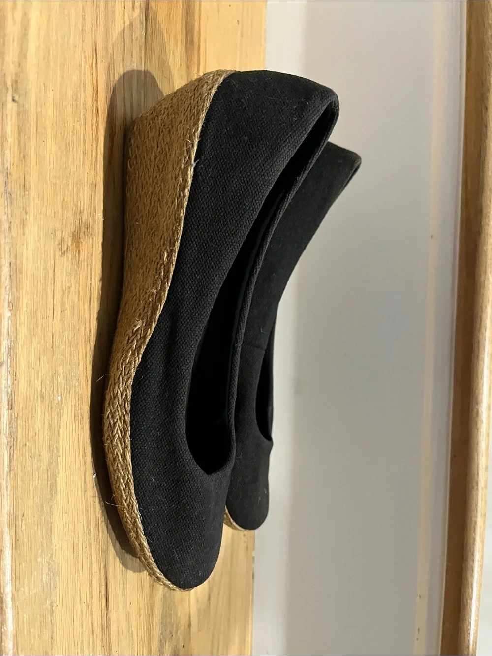 Easy Spirit black canvas
